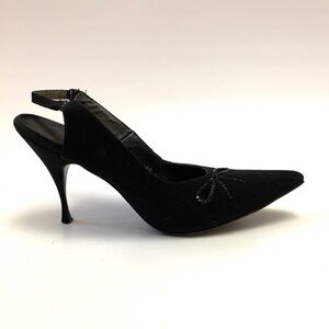 Vintage 1950s black pointy toe bow slingbacks